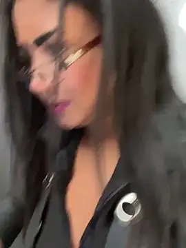 Snapshot of Ariana_Rodriguez chatting on 03/21/25, 02:29 Ariana Rodriguez online show from 03/21/25, 02:29