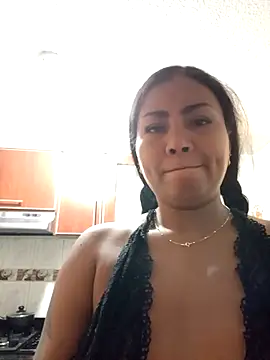 Snapshot of Ariana_Rodriguez chatting on 09/23/25, 12:08 Ariana Rodriguez online show from 09/23/25, 12:08
