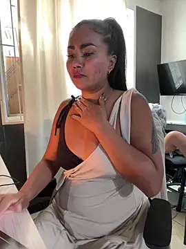 Ariana Rodriguez online show from 01/05/26, 05:27