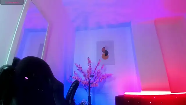 Ayliinn  online show from 03/31/26, 02:02