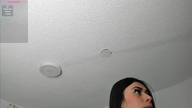 Cristal Velle online show from 04/17/26, 11:02