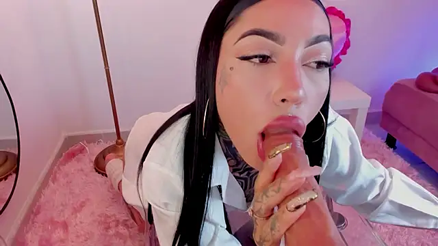 Dani Valen online show from 10/21/25, 08:20