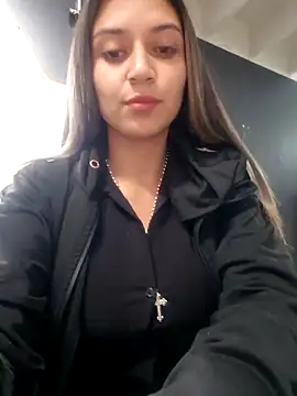 Snapshot of Isabella_Varella chatting on 09/30/25, 01:05 Isabella Varella online show from 09/30/25, 01:05