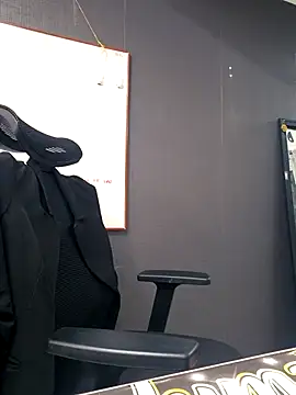 Snapshot of Isabella_Varella chatting on 10/16/25, 01:06 Isabella Varella online show from 10/16/25, 01:06