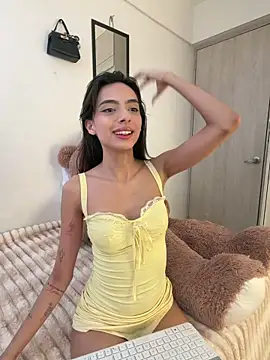 ZaraLuuv online show from 03/13/26, 06:03