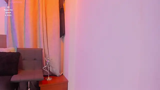 Liz ortega30 online show from 04/22/26, 11:45