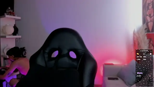 Snapshot of Saraa_Desiree chatting on 10/18/25, 04:19 Saraa Desiree online show from 10/18/25, 04:19