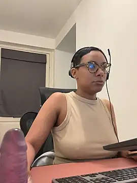 Snapshot of Melia_Rayne chatting on 02/26/26, 10:36 Melia Rayne online show from 02/26/26, 10:36