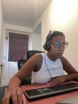 Melia Rayne online show from 07/29/26, 09:40