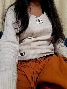 sexy-trisha1 online show from 01/13/26, 01:49