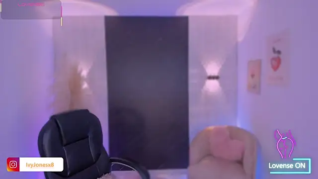 IvyJonesX online show from 06/07/26, 11:30