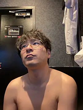 waka3232 online show from 10/03/25, 01:41