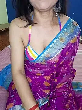 Snapshot of Cute-Zarina chatting on 10/13/25, 05:57 Cute-Zarina online show from 10/13/25, 05:57