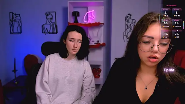 kiki swan online show from 03/21/25, 11:01