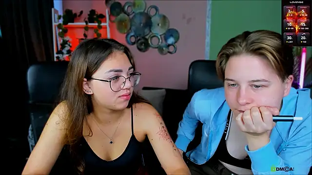 kiki swan online show from 10/06/25, 05:49