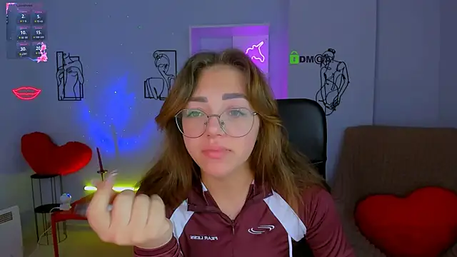 kiki swan online show from 10/16/25, 05:41