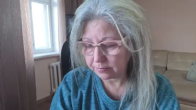 Wane Witch online show from 10/19/25, 04:35