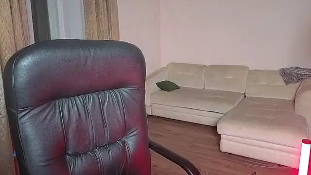 Wane Witch online show from 10/19/25, 05:57