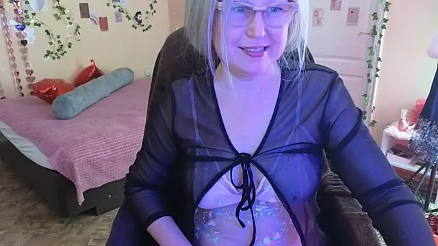 Wane Witch online show from 03/27/26, 06:29