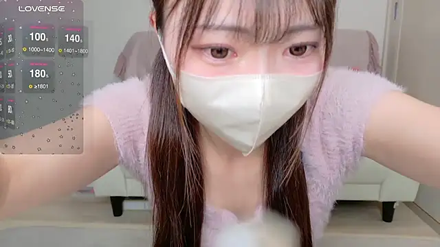 Snapshot of Ran-o0_0o chatting on 03/15/25, 02:03 Ran-o0 0o online show from 03/15/25, 02:03