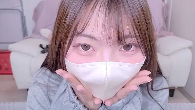 Snapshot of Ran-o0_0o chatting on 05/04/26, 05:36 Ran-o0 0o online show from 05/04/26, 05:36
