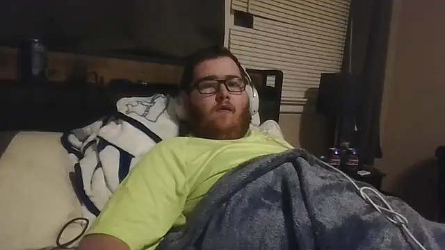 Snapshot of Cumslut6769 chatting on 02/28/26, 01:39 Cumslut6769 online show from 02/28/26, 01:39