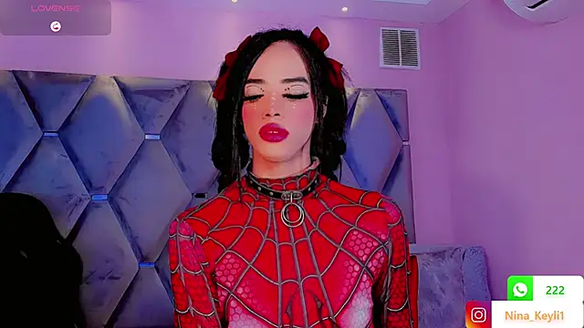 Snapshot of Nina_Keyli chatting on 09/14/25, 07:13 Nina Keyli online show from 09/14/25, 07:13