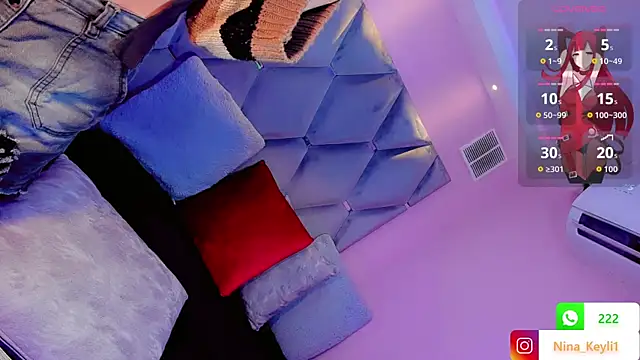 Snapshot of Nina_Keyli chatting on 09/22/25, 07:49 Nina Keyli online show from 09/22/25, 07:49