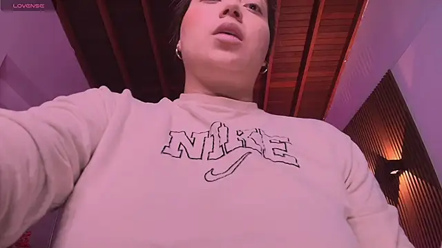 heidy johns online show from 04/17/26, 03:09