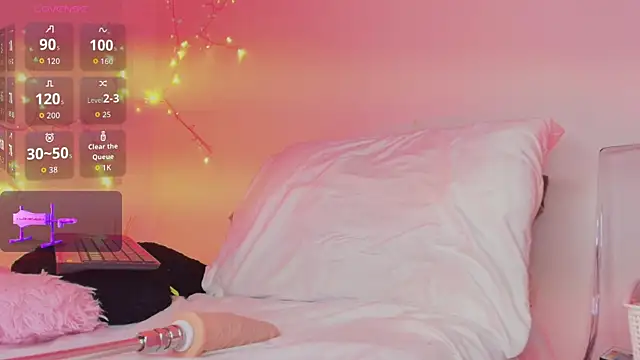 Snapshot of monse_cat chatting on 11/17/25, 03:45 monse cat online show from 11/17/25, 03:45