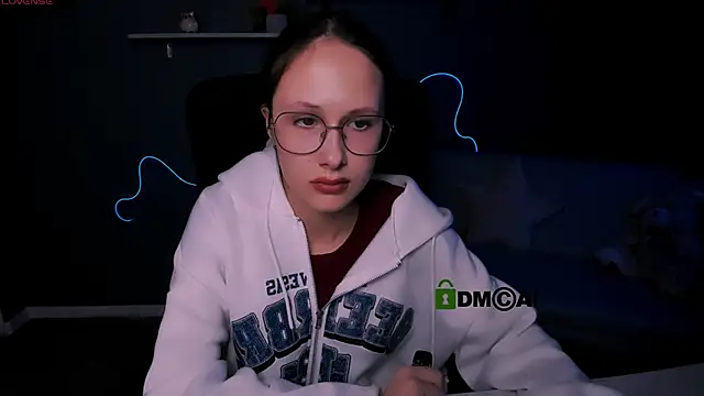 Snapshot of mona_cloud chatting on 03/07/25, 03:39 mona cloud online show from 03/07/25, 03:39