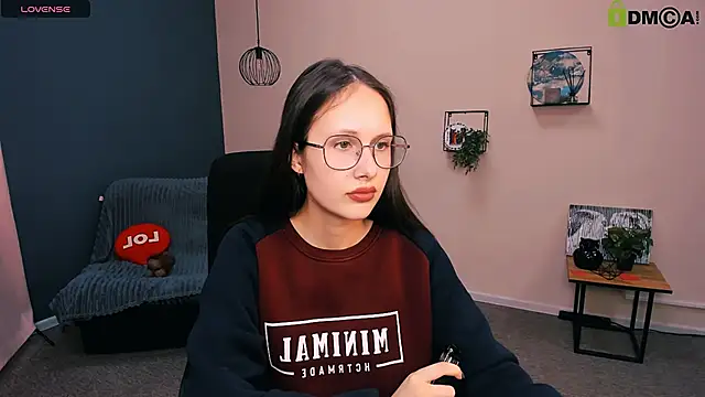 Snapshot of mona_cloud chatting on 03/15/25, 02:55 mona cloud online show from 03/15/25, 02:55