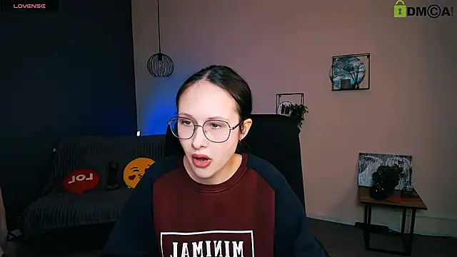 Snapshot of mona_cloud chatting on 03/16/25, 09:16 mona cloud online show from 03/16/25, 09:16