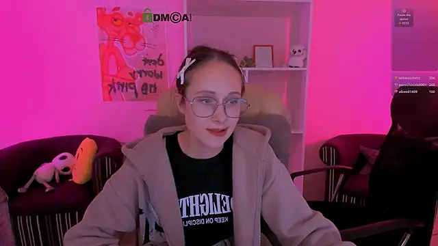 Snapshot of mona_cloud chatting on 09/14/25, 12:54 mona cloud online show from 09/14/25, 12:54