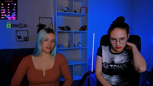 Snapshot of mona_cloud chatting on 10/13/25, 08:31 mona cloud online show from 10/13/25, 08:31