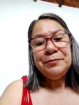 victoria wayne online show from 11/19/25, 10:37