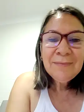 victoria wayne online show from 12/23/25, 10:13