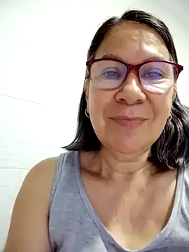 victoria wayne online show from 04/23/26, 09:19