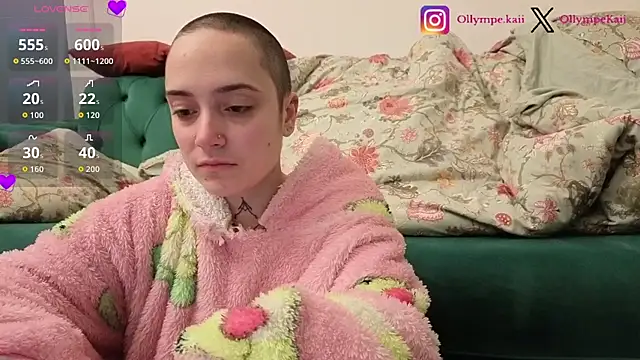 OllympeKaii online show from 11/21/25, 09:35