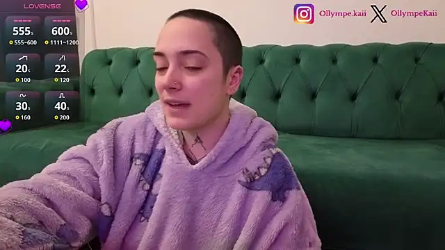 OllympeKaii online show from 12/17/25, 04:13