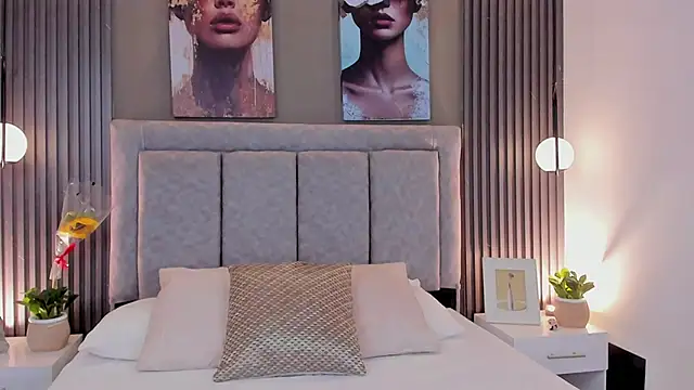 GiannaColling1 online show from 09/14/25, 01:54