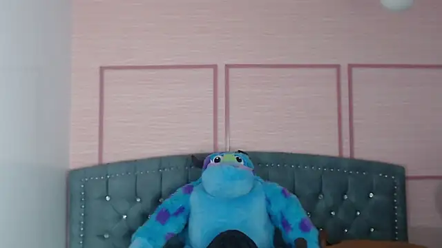 Snapshot of emma_wockll_t chatting on 10/01/25, 01:11 emma wockll t online show from 10/01/25, 01:11