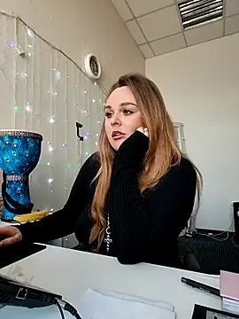 Snapshot of Juicy_PeachLux chatting on 02/07/26, 08:40 Juicy PeachLux online show from 02/07/26, 08:40