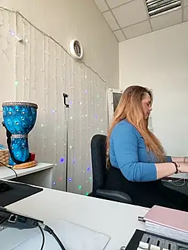 Snapshot of Juicy_PeachLux chatting on 02/12/26, 07:58 Juicy PeachLux online show from 02/12/26, 07:58