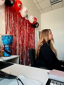 Snapshot of Juicy_PeachLux chatting on 02/28/26, 08:04 Juicy PeachLux online show from 02/28/26, 08:04