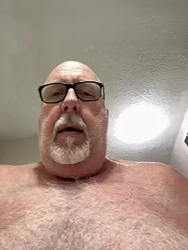 superbearboss online show from 02/15/26, 09:33