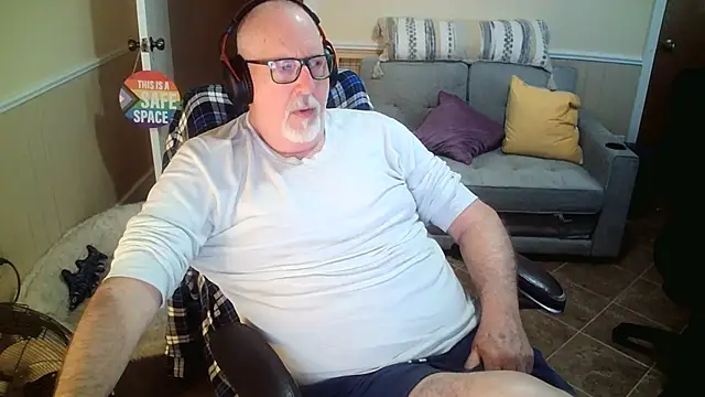 superbearboss online show from 02/27/26, 06:52