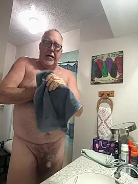 superbearboss online show from 04/22/26, 06:42