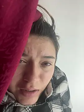 Karina Leon online show from 04/15/26, 07:32