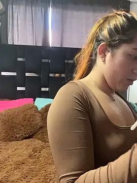 Karina Leon online show from 04/18/26, 05:06